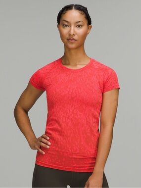 Lululemon Swiftly Tech Women's Athletic Tee Size 14 Animal Print Red